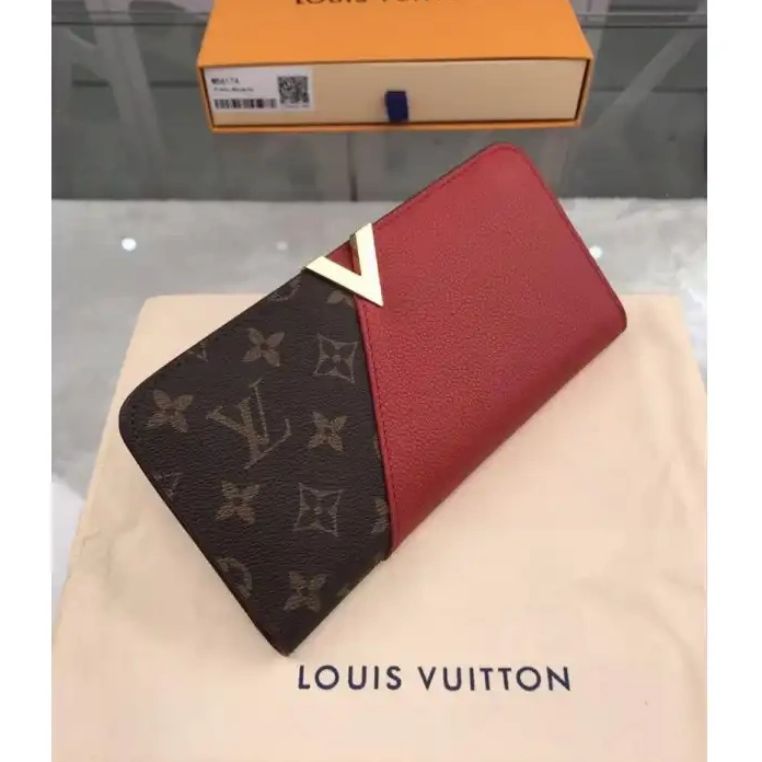 Bags LV 19B570159 0323